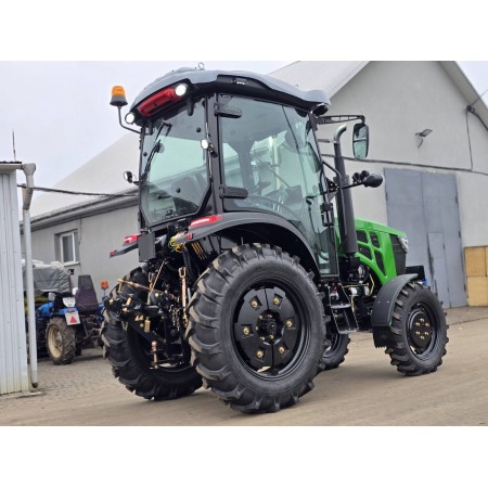 Трактор Єврофенг 554 PRO XL із Євроакабіною, кондиціонер, навіска на гаках, фаркоп-серга, вага 2600 кг